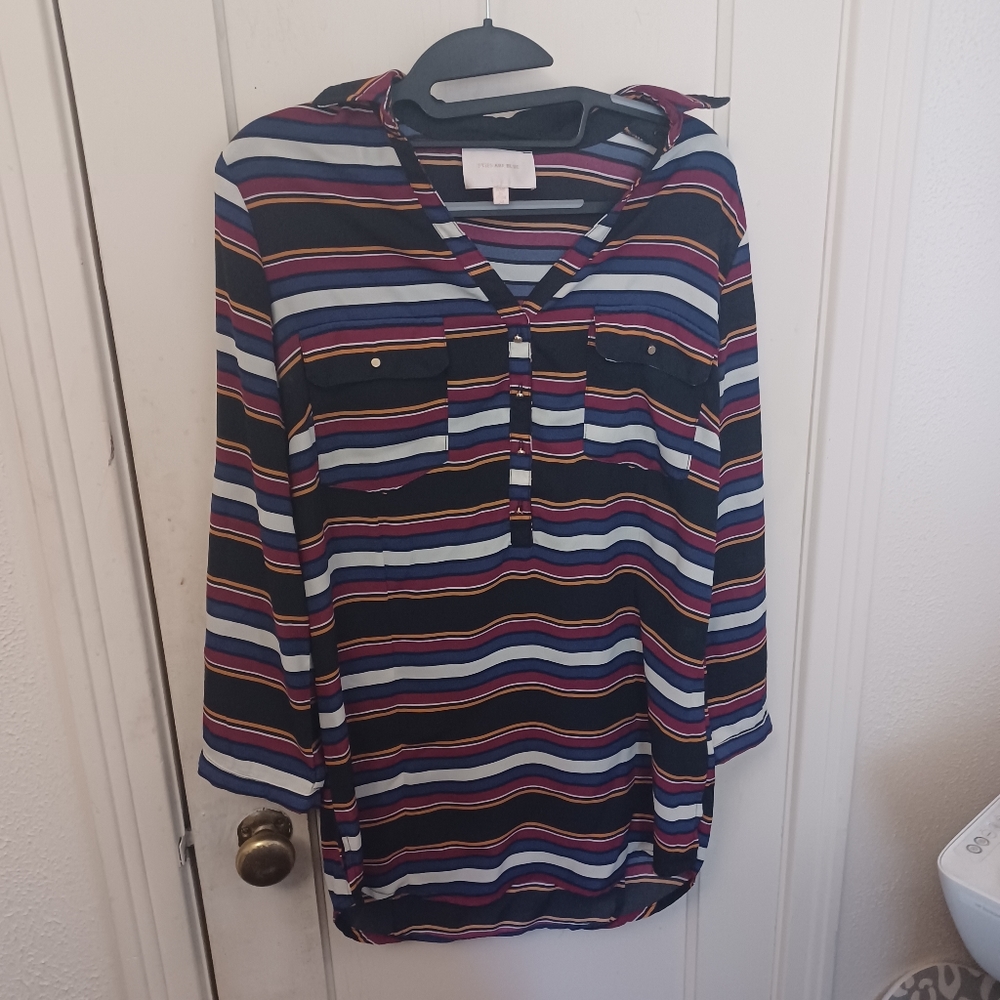 Skies are Blue Stripe Long Sleeve Button Down Top sz M